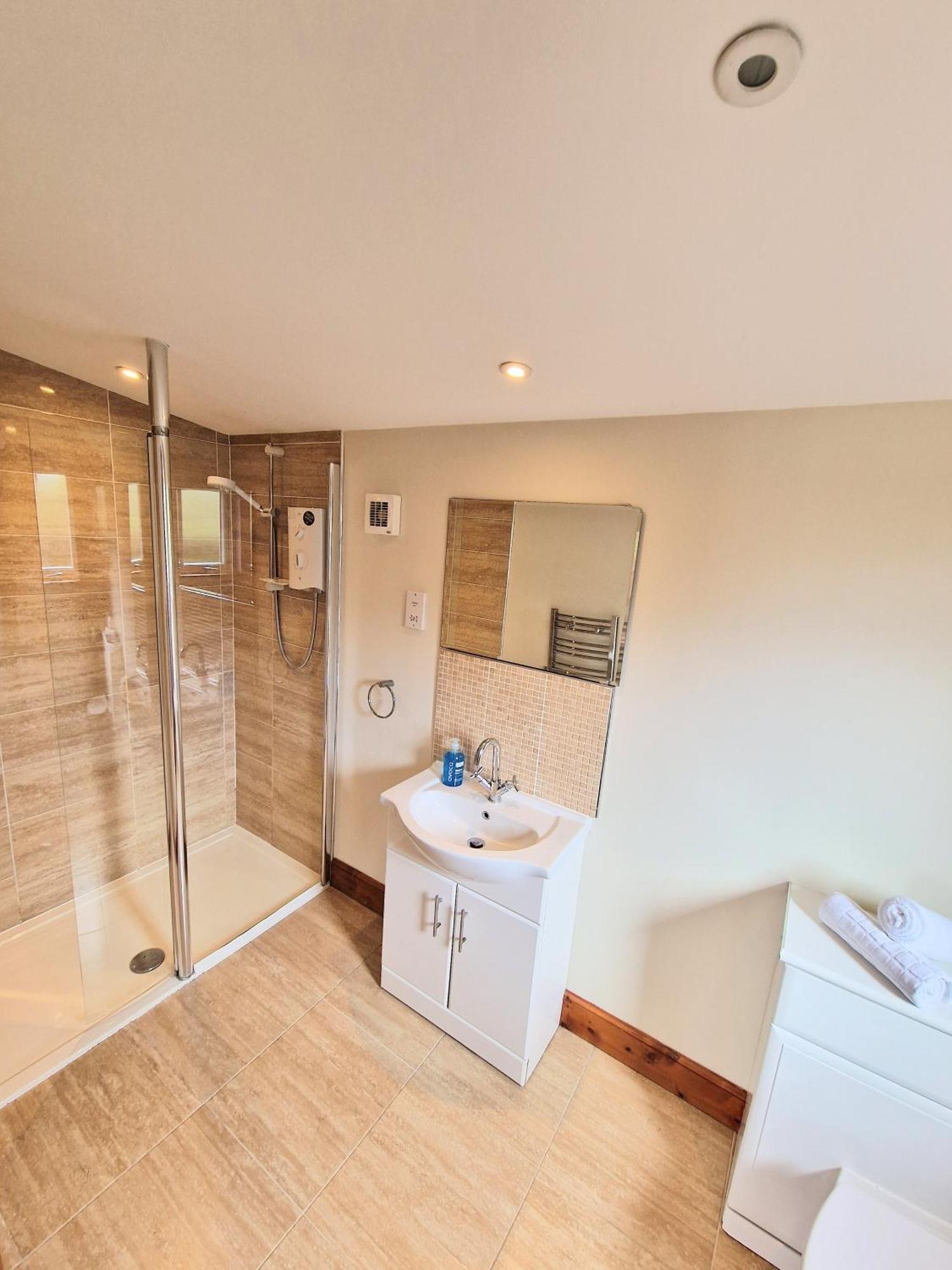 Villa Torridon 1 With Private Hot Tub - Fife - Loch Leven - Lomond Hills- Pet Friendly Kelty Exterior foto