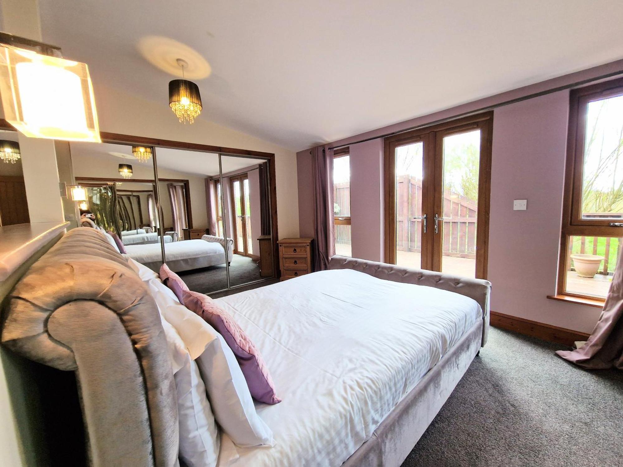 Villa Torridon 1 With Private Hot Tub - Fife - Loch Leven - Lomond Hills- Pet Friendly Kelty Exterior foto